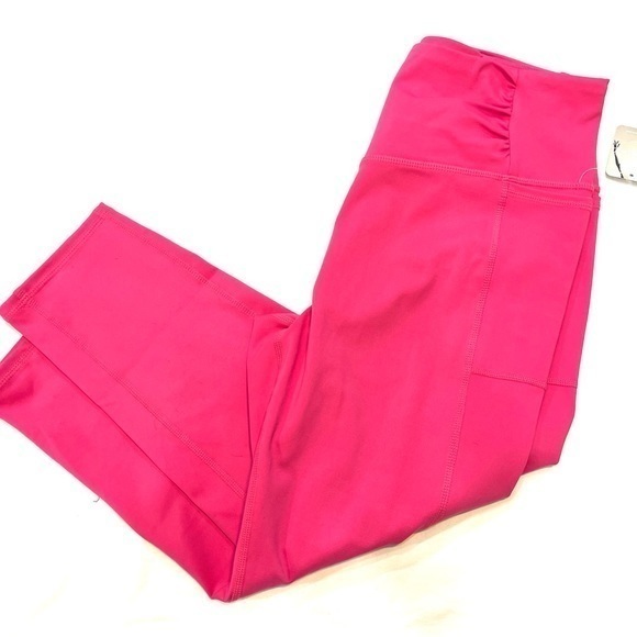 NWT Free People Movement Fuchsia Legging Size M - Picture 1 of 14